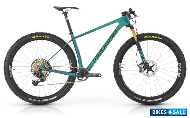 megamo Factory AXS 01 (22)