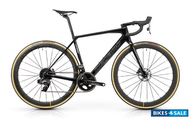 megamo Raise AXS 02 (21)