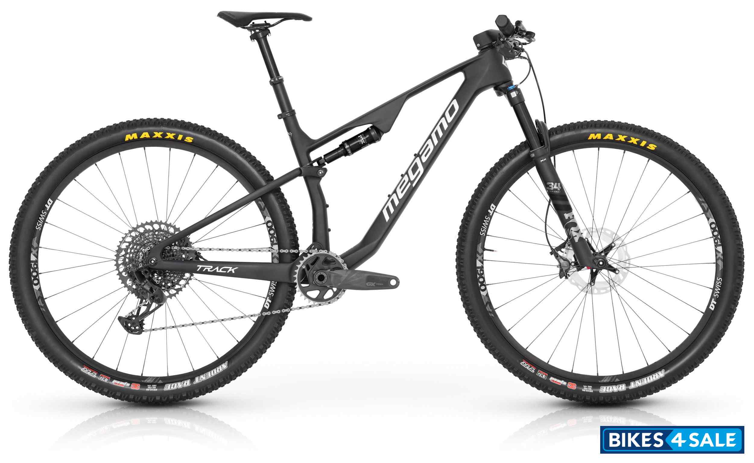 megamo Track R120 07 (22)