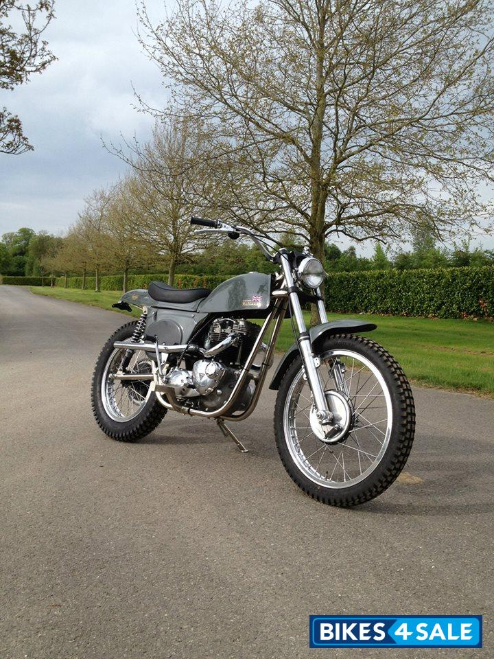 Metisse Steve McQueen Desert Racer