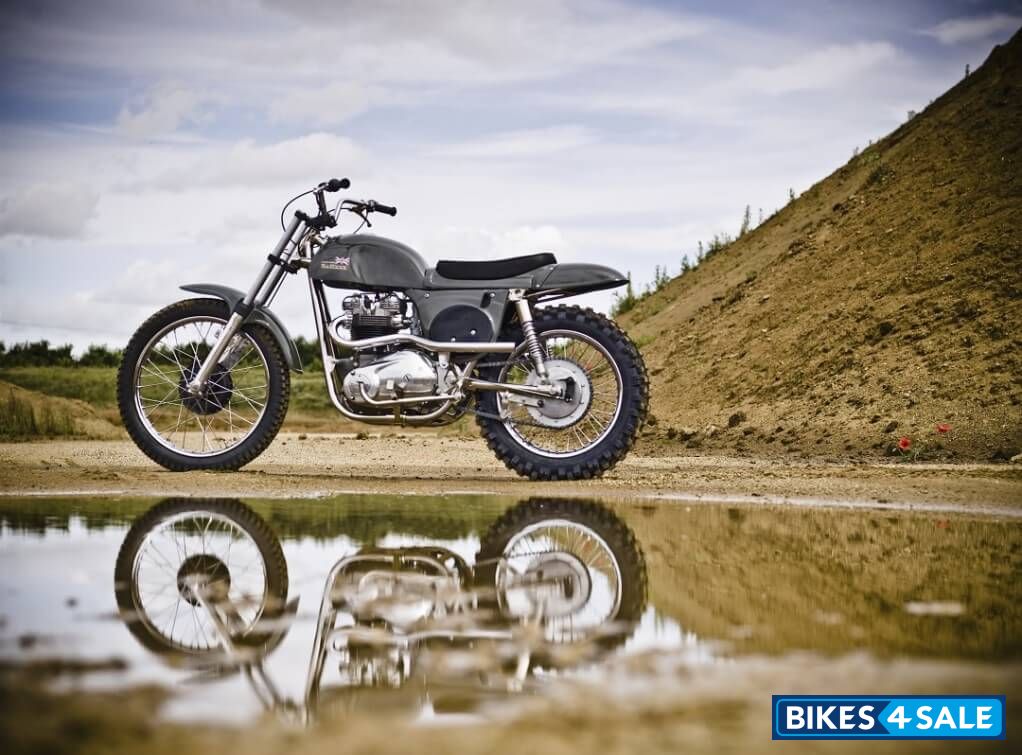 Metisse Steve McQueen Desert Racer