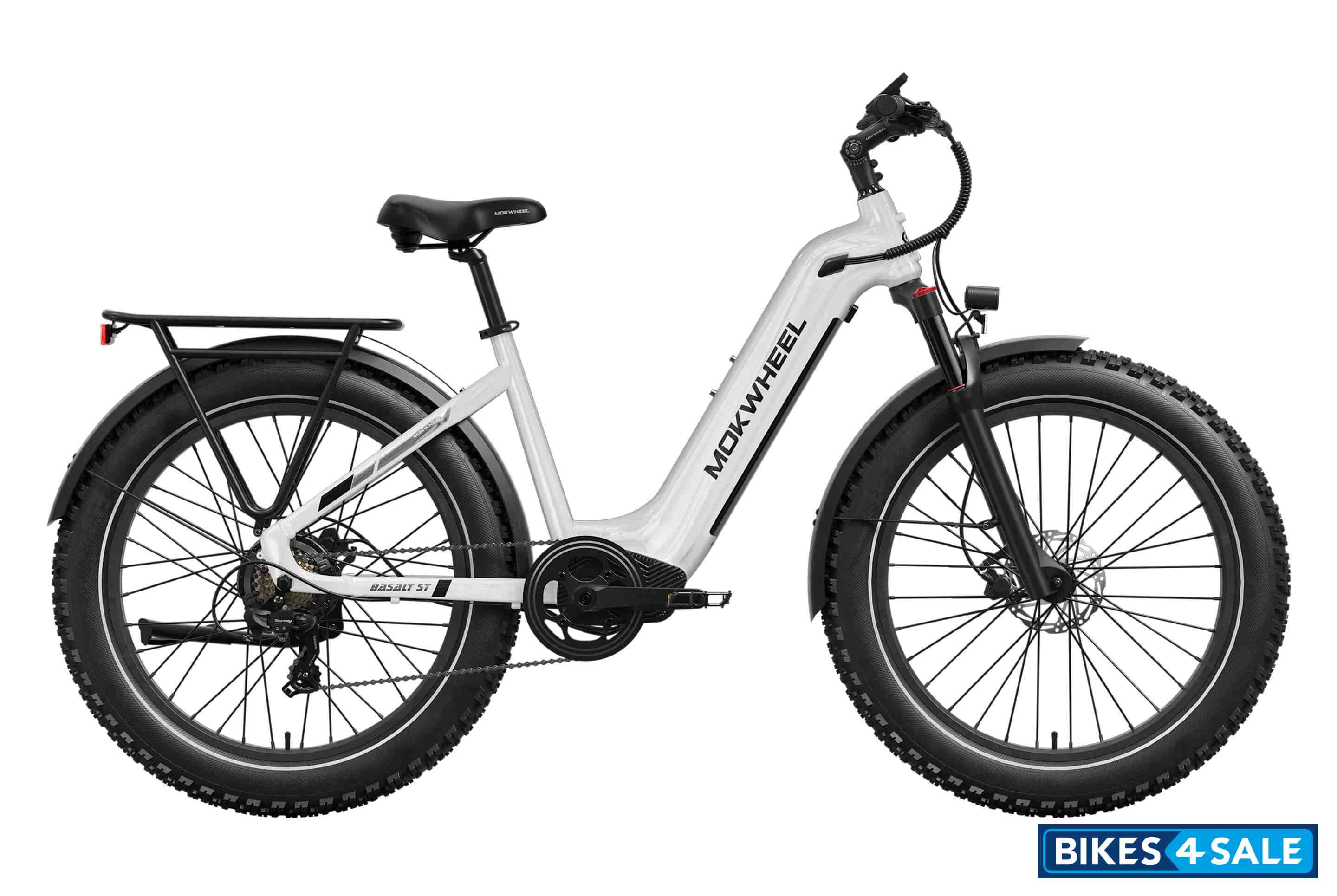 Mokwheel Basalt ST White