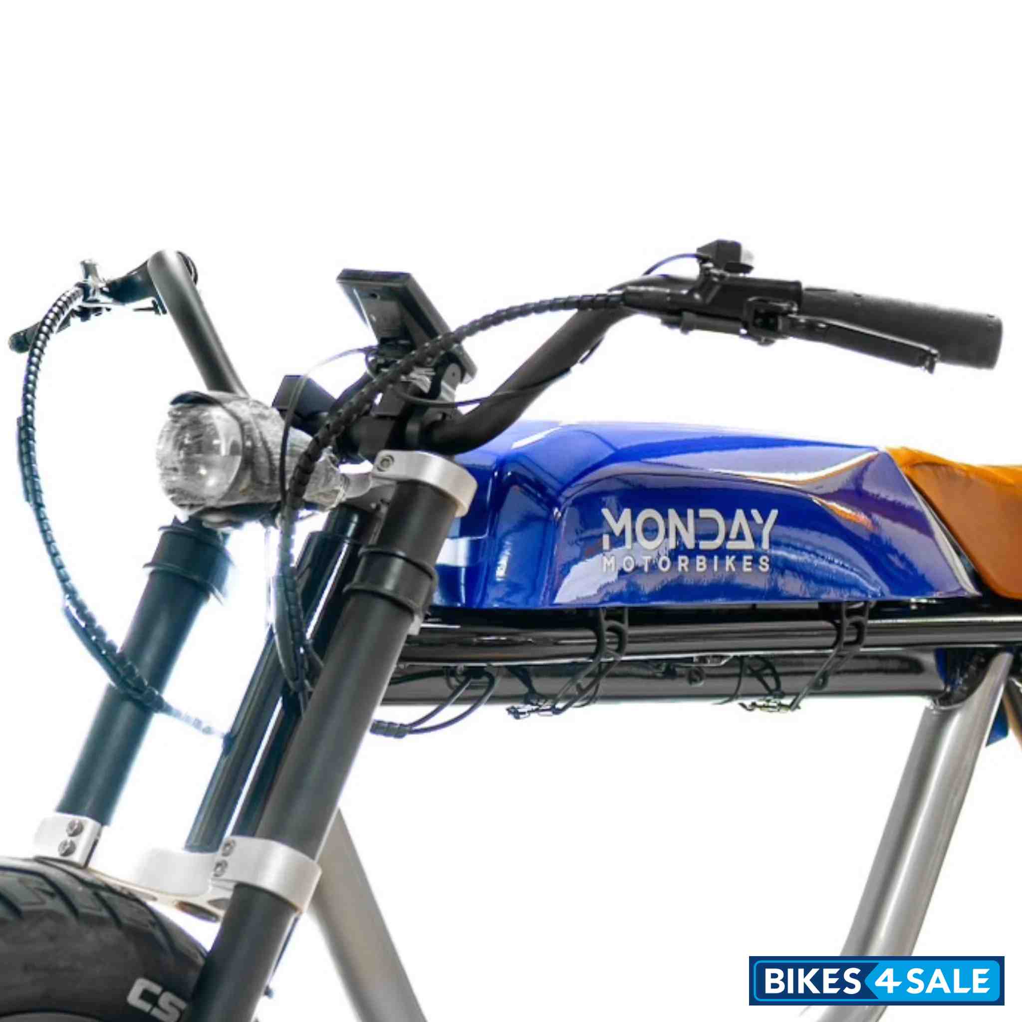 Monday Motorbikes Anza 1000W Unique Brat-Cruiser Handlebar