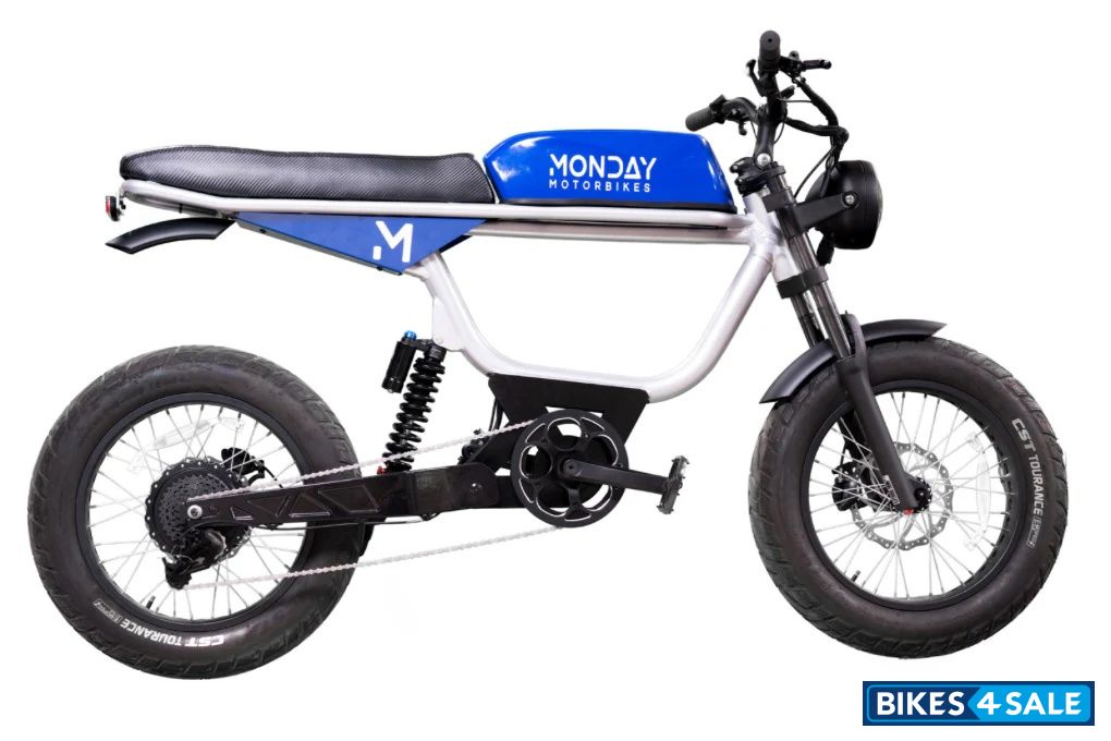 Monday Motorbikes Anza V4 Electric Blue