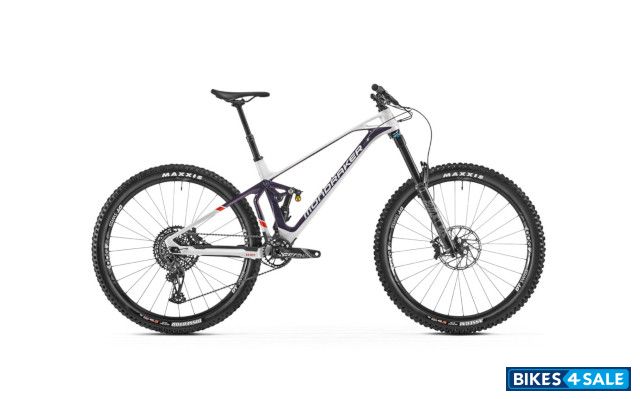 Mondraker Superfoxy Carbon R