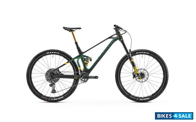 Mondraker Superfoxy Carbon RR