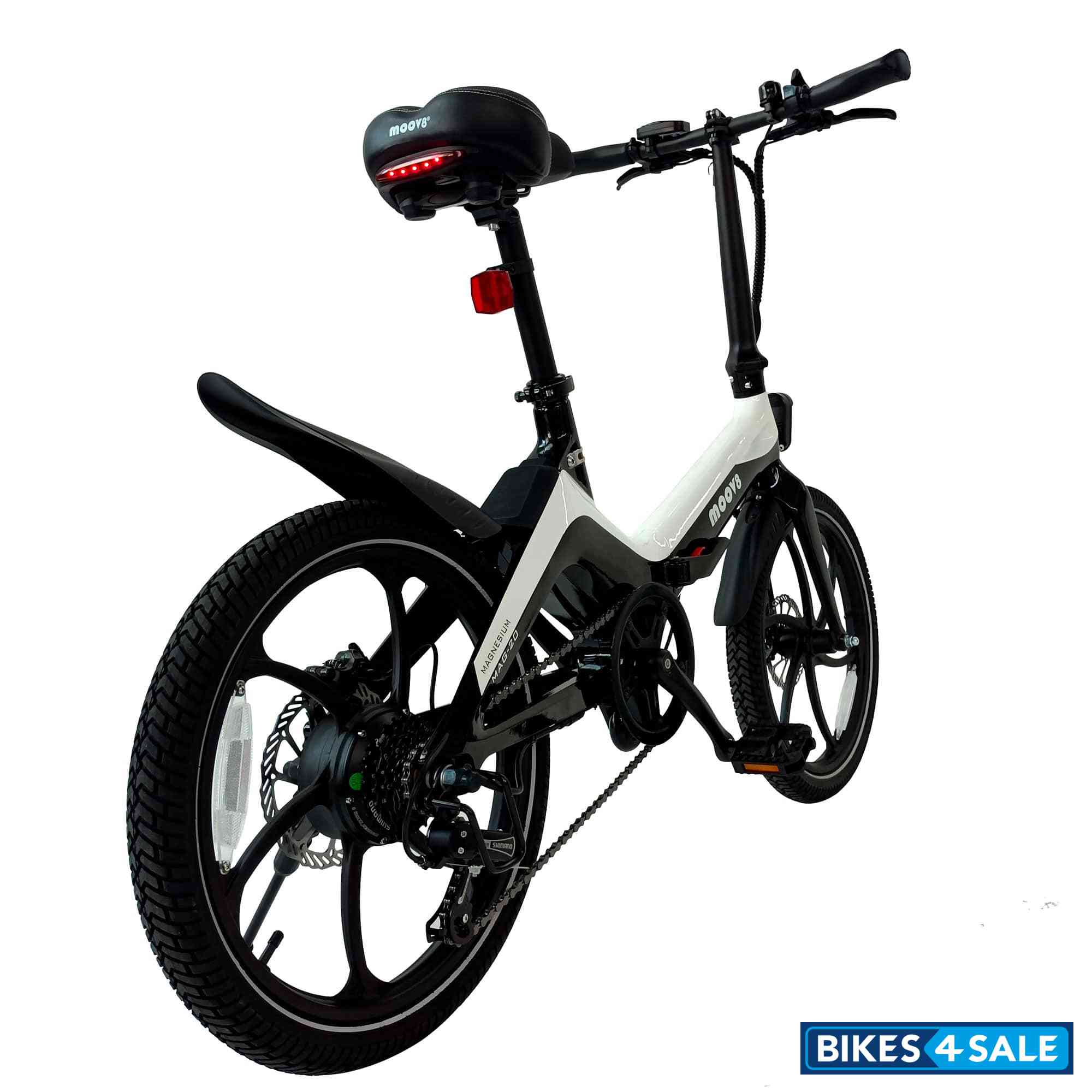 Moov8 MAG20 Light Magnesium Folding