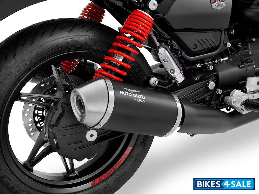 Moto Guzzi V7 Stone Ten