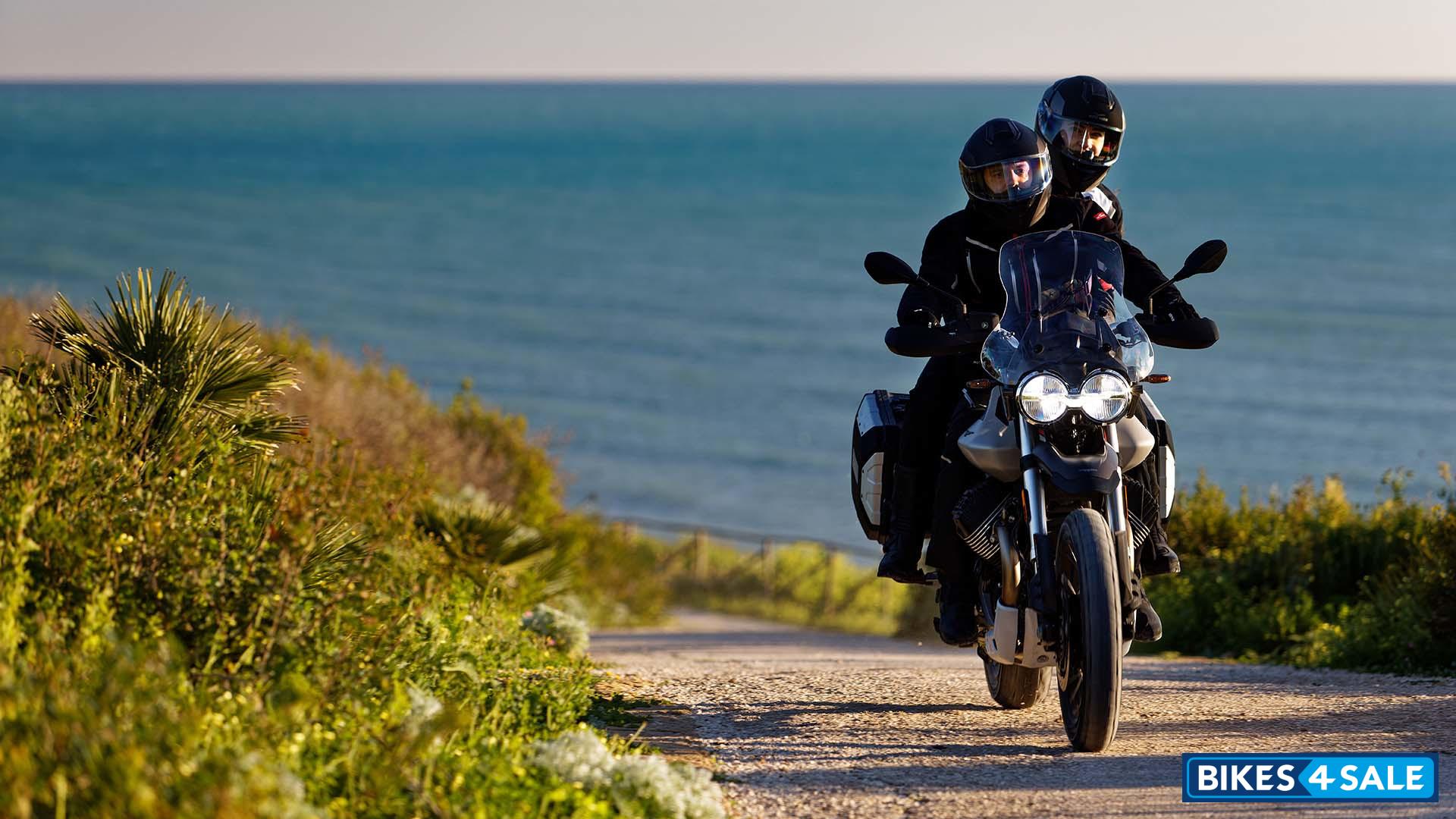 Moto Guzzi V85 TT Travel E5