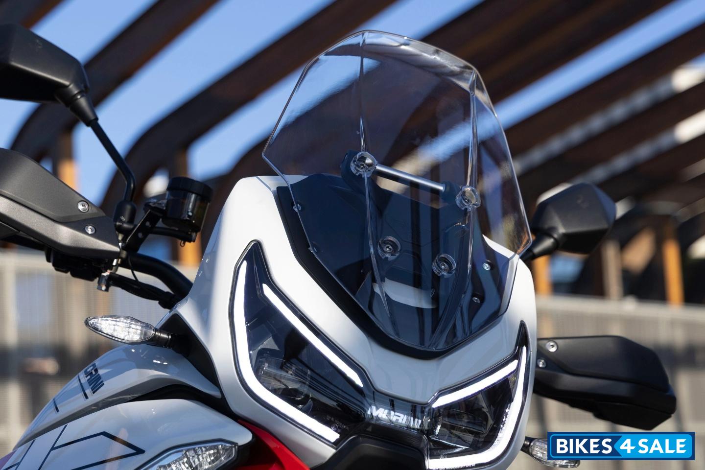 Moto Morini X-Cape 1200 Adjustable windscreen