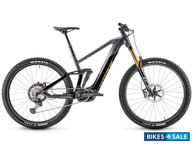 Moustache Samedi 29 Game 10