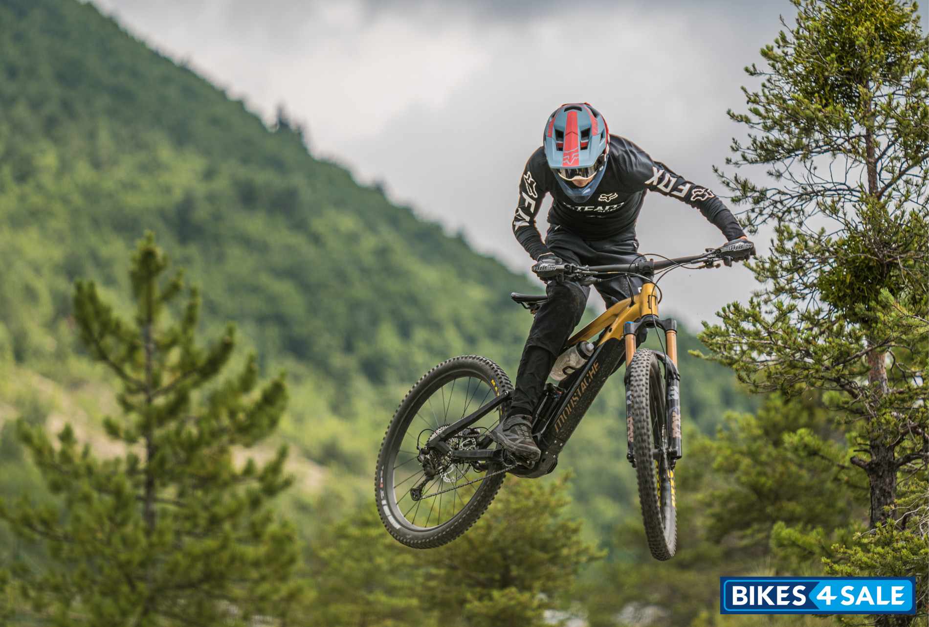 Moustache Samedi 29 Game 10