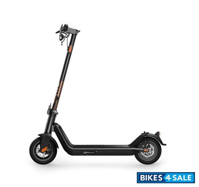 NIU KQi3 Pro NIU KQi3 Pro