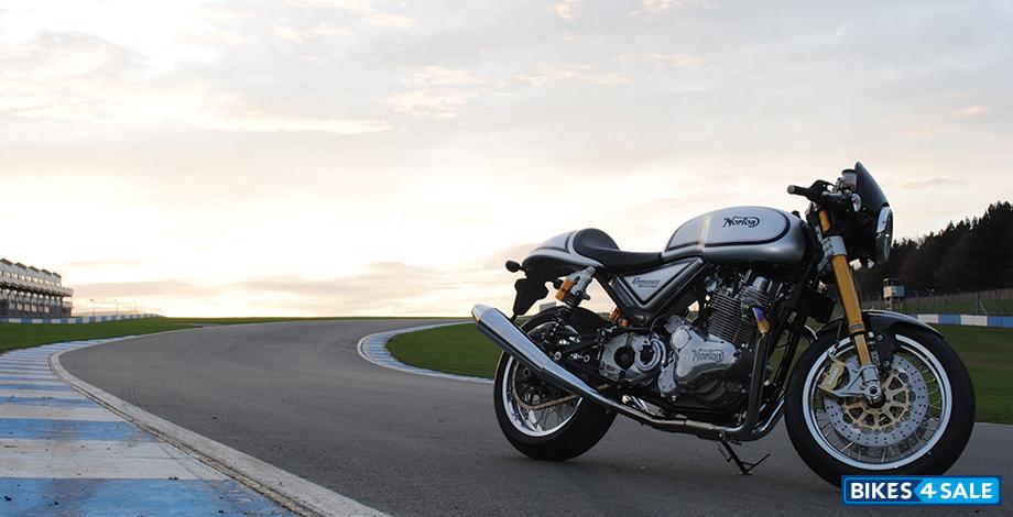 Norton Commando 961 Cafe Racer MK II