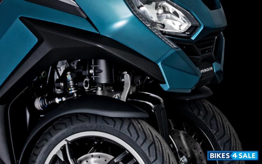 Peugeot Metropolis SW