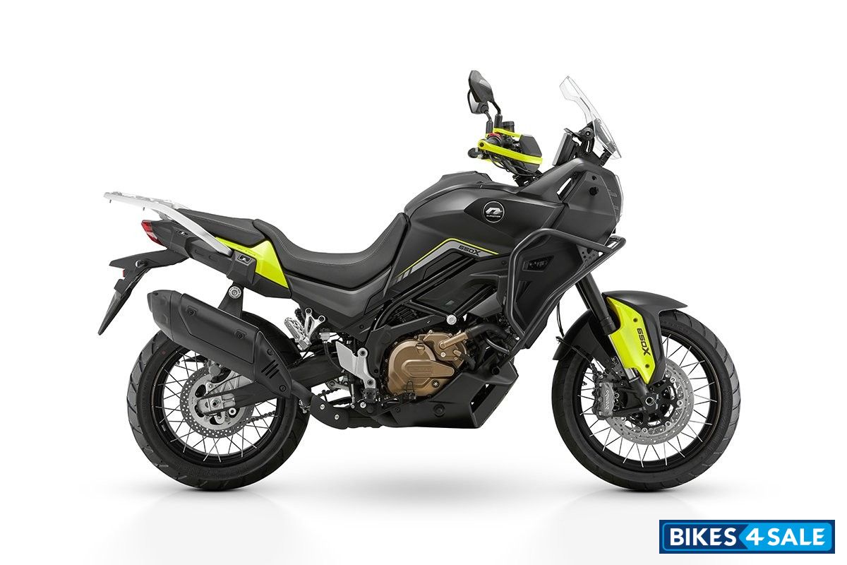 QJ Motor SVT 650 X Grey/Green