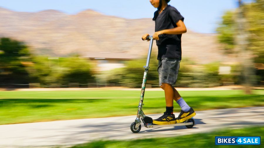 Razor A Special Edition Kick Scooter - Dino Camo