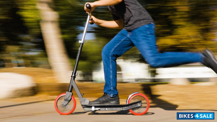 Razor Carbon Lux Scooter