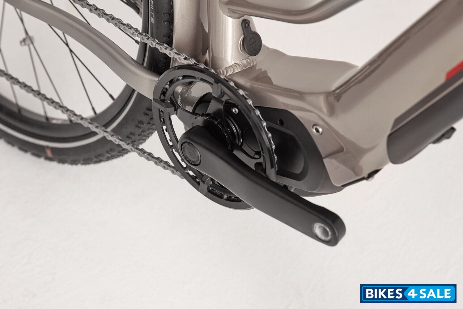 Ridgeback Advance 1W