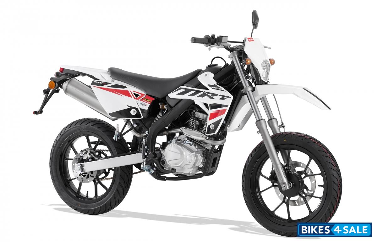 Rieju MRT 125 SM AC White