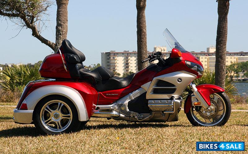 Roadsmith Trikes HTS1800