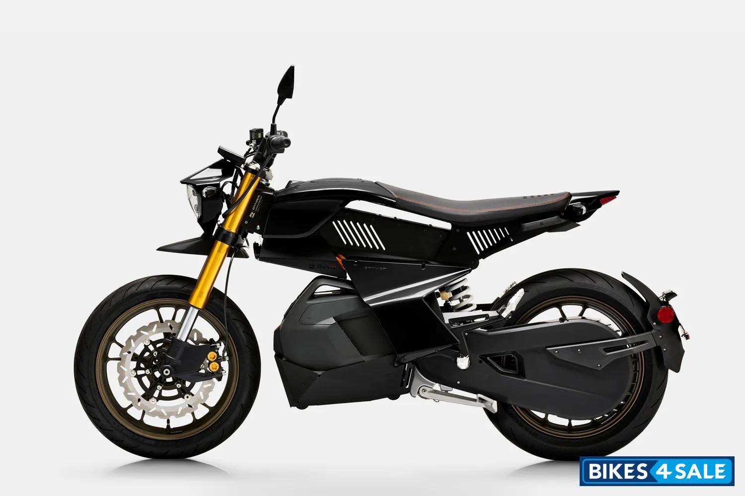 Ryvid Anthem Galactica Black