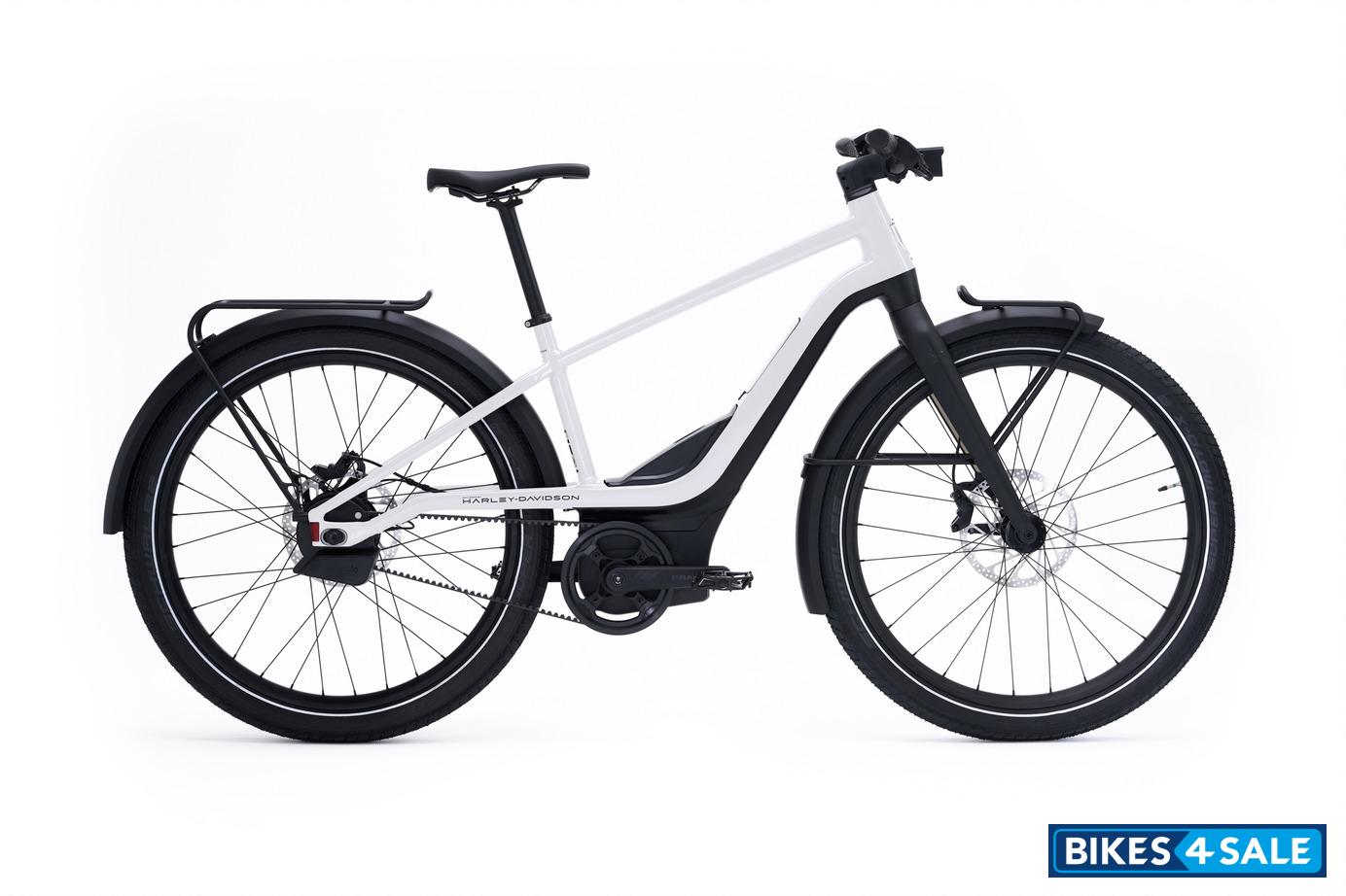 Serial 1 Rush/Cty Speed Gloss Pearl White/Matte Black