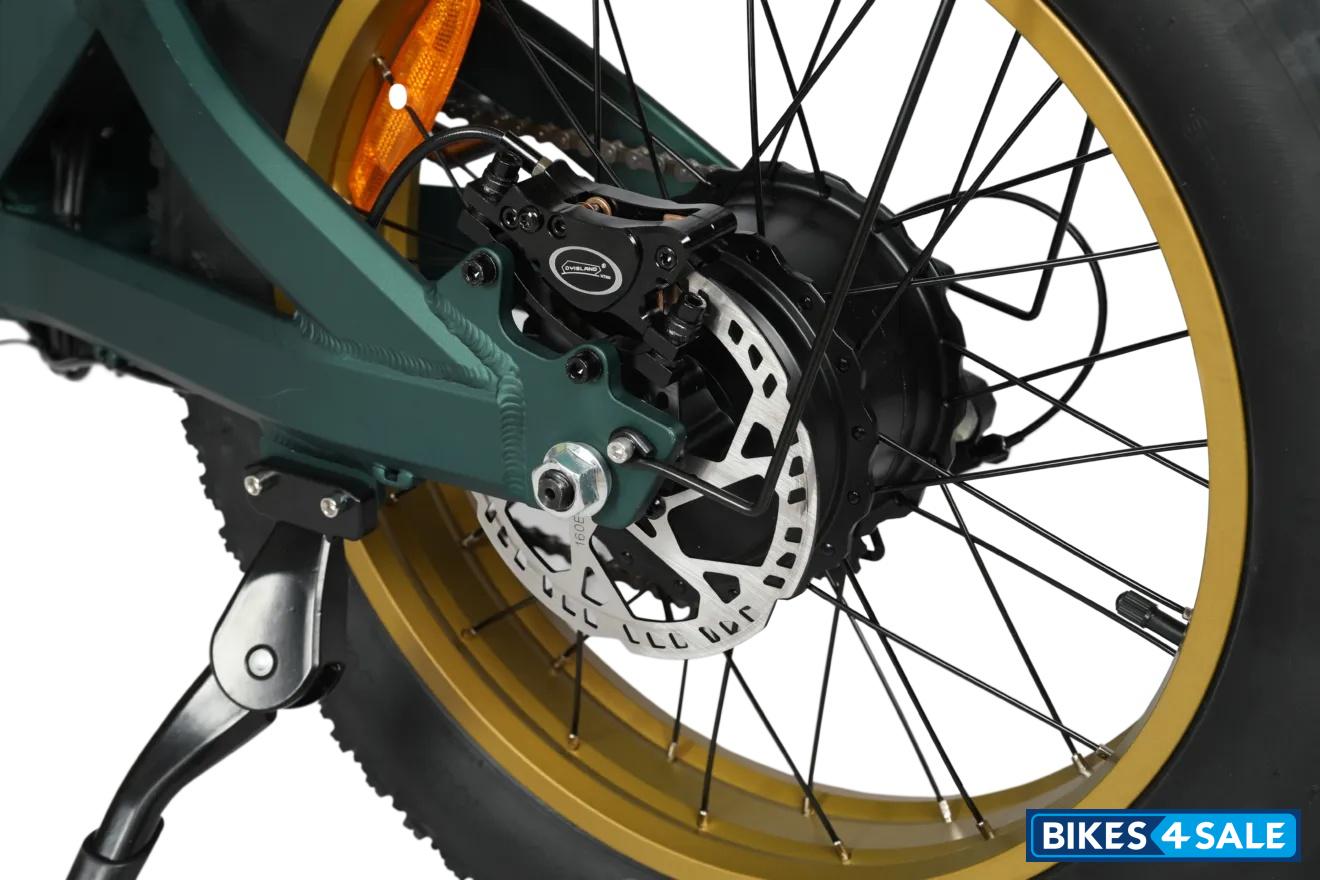 Smartravel Raptor ST202 Hydraulic Brakes