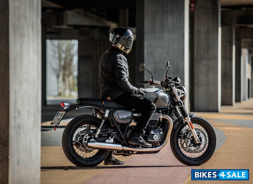 Sothassi Cromwell 1200