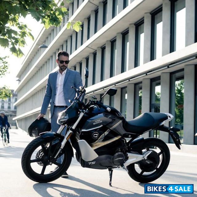 Super Soco TS Street Hunter