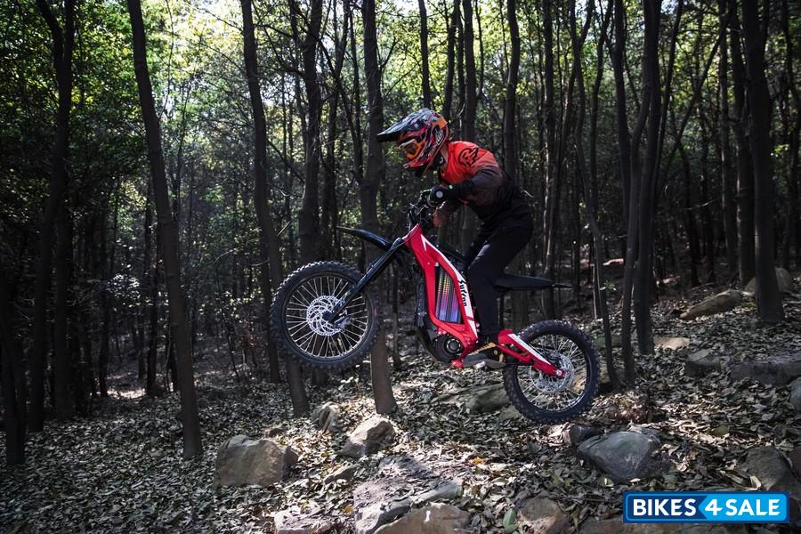 Sur-Ron 2020 LB Youth Electric Motocross Bike