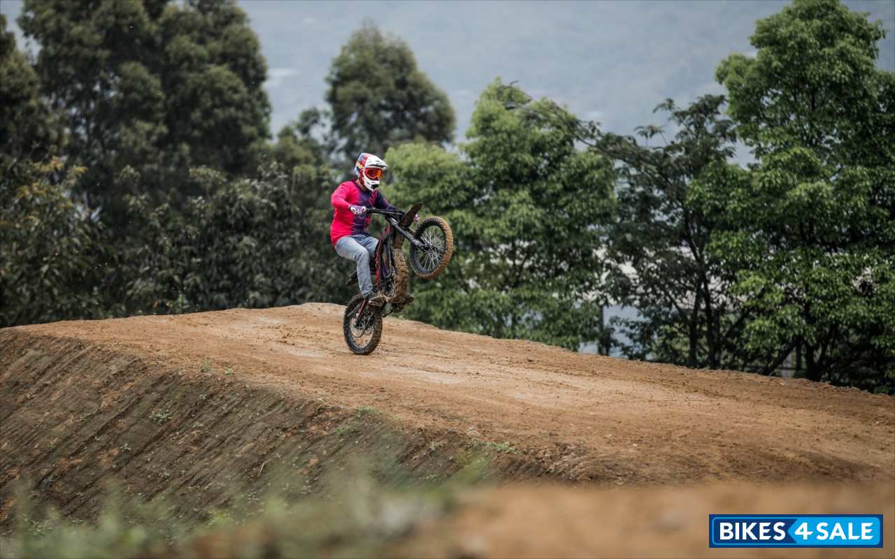 Sur-Ron Light Bee - S