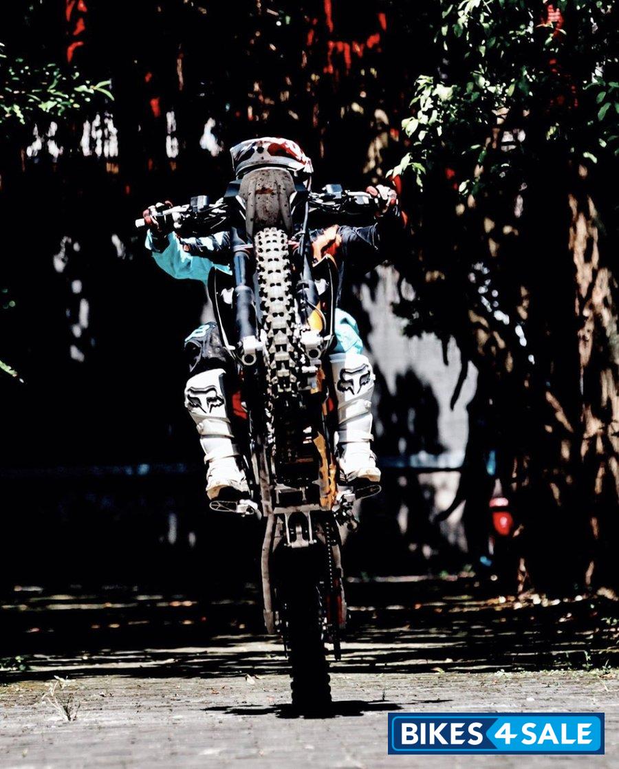 Sur-Ron Storm Electric MX Dirt Bike