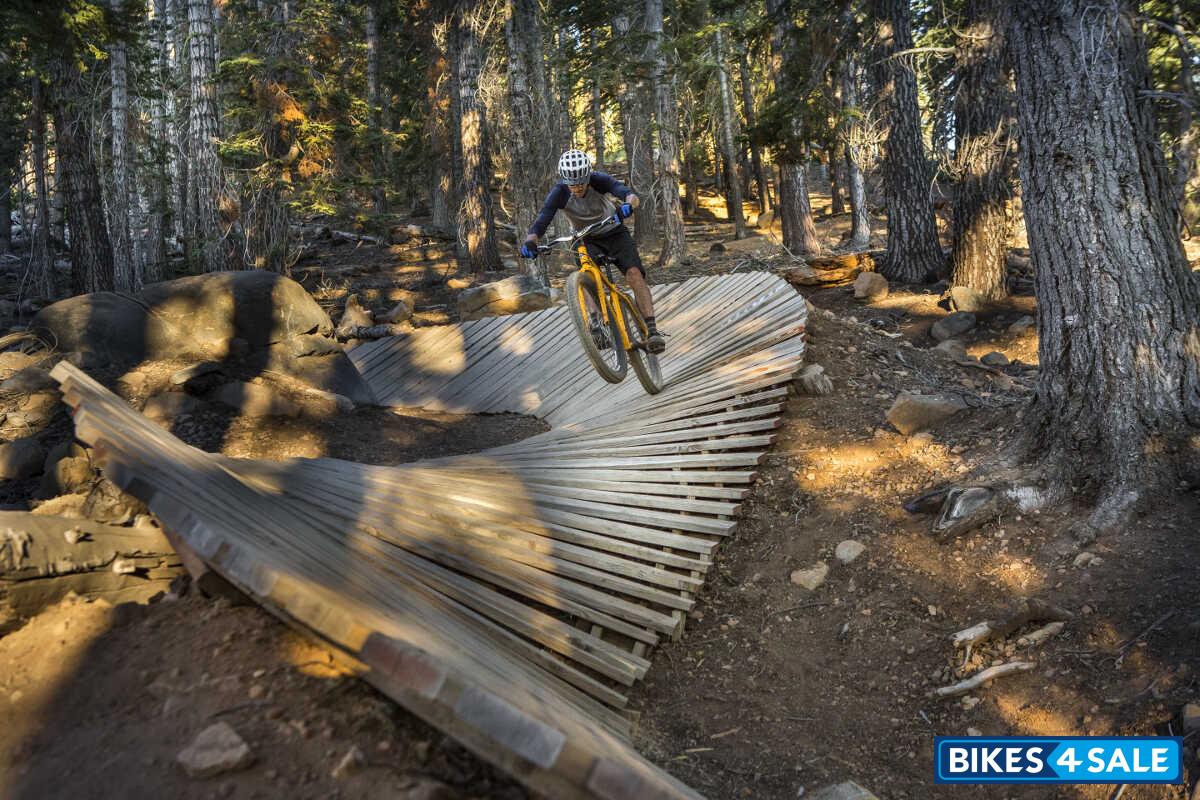 Surly karate Monkey Bicycle Price, Review, Specs and Features Bikes4Sale