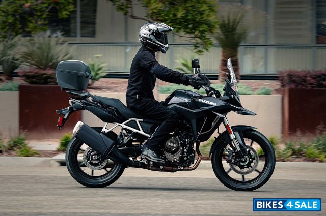 Suzuki 2024 V-Strom 800 Touring
