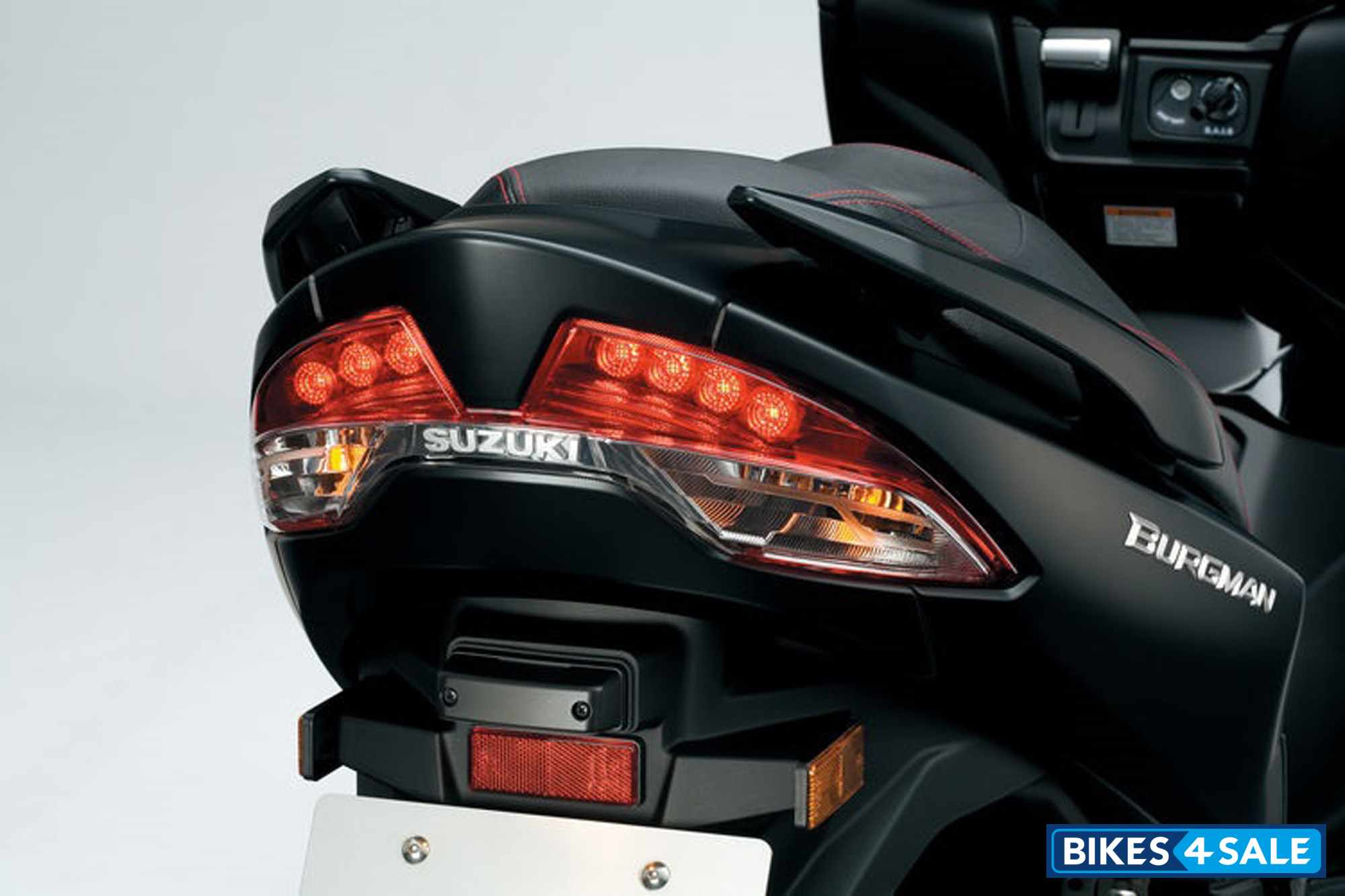 Suzuki Burgman 400 2026 LED taillight