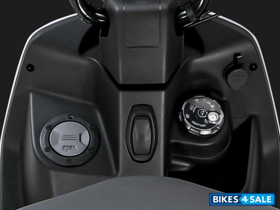 SYM 4MICAEP 125 QC3.0