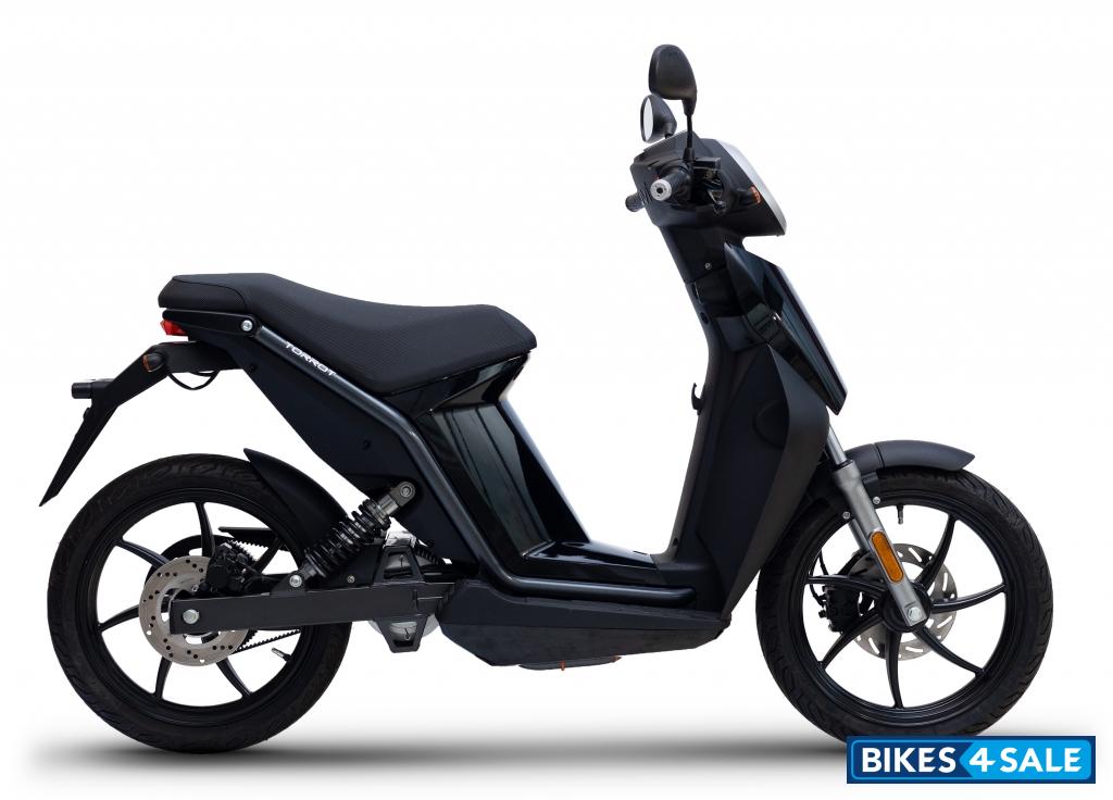 Torrot Muvi Black