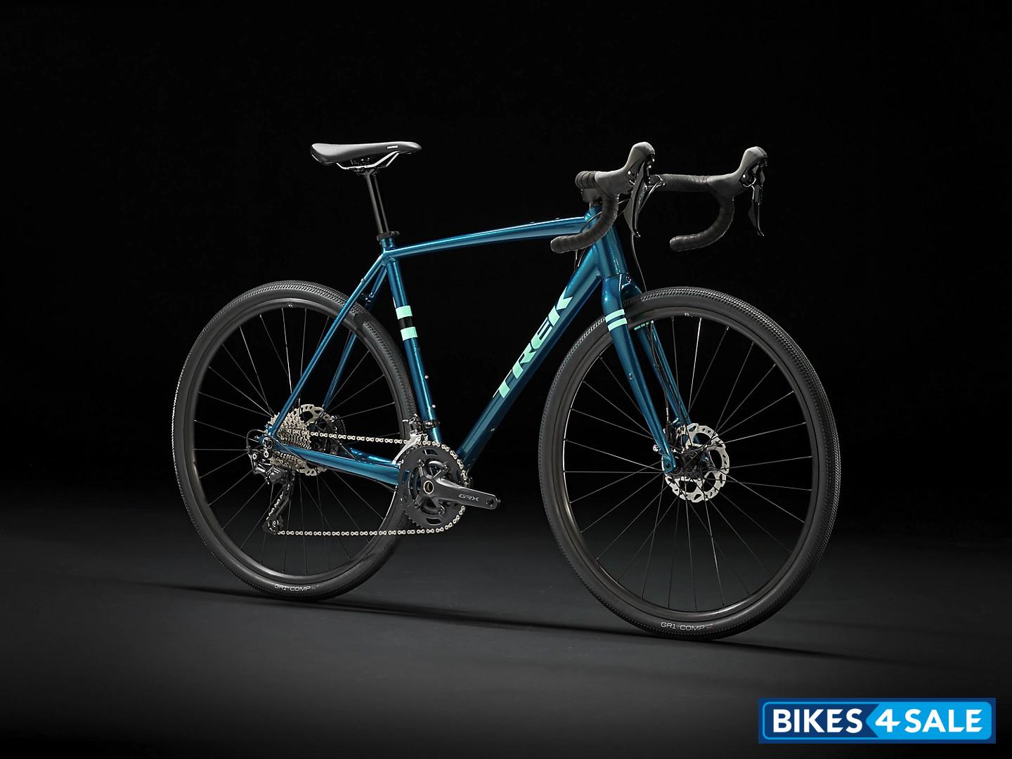 Trek Checkpoint ALR 4