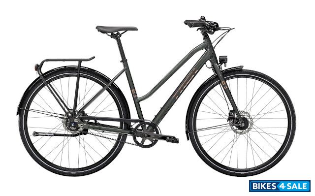 Trek District 4 Equipped Stagger