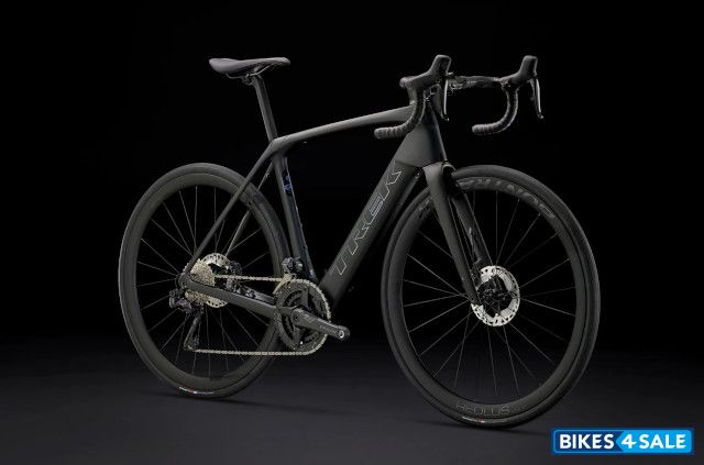 Trek Domane Plus SLR 7