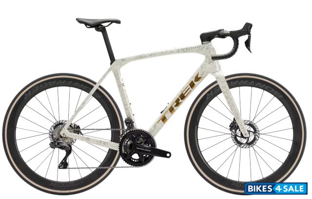 Trek Domane SLR 9 Gen 4