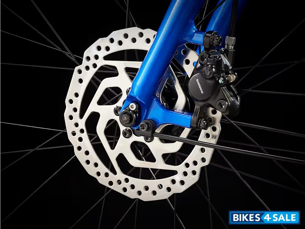 Trek Verve Plus 3 Lowstep Gen 2 Shimano MT200 hydraulic discs