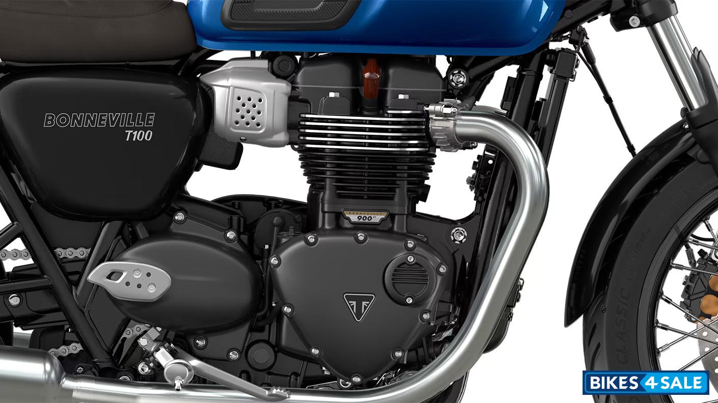 Triumph Bonneville T100 Chrome Edition Modern Performance