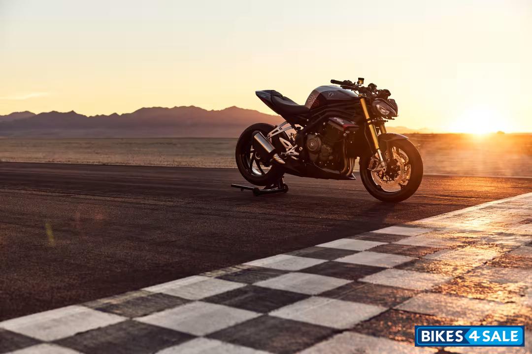 Triumph Speed Triple 1200 RS 2025