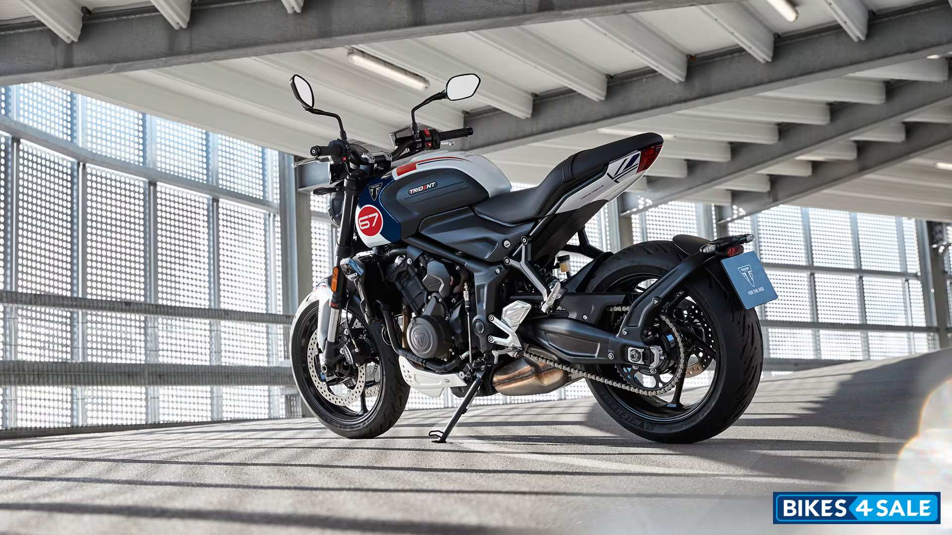 Triumph Trident 660 Triple Tribute Edition