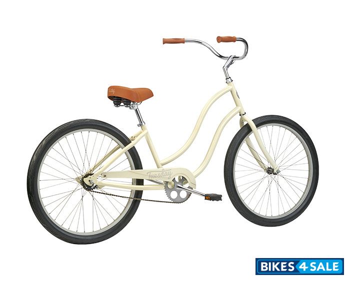 Tuesday June 1 Low Step Vintage White