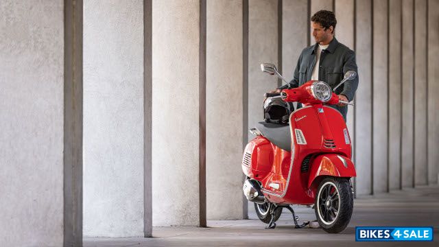 Vespa GTS Super 125