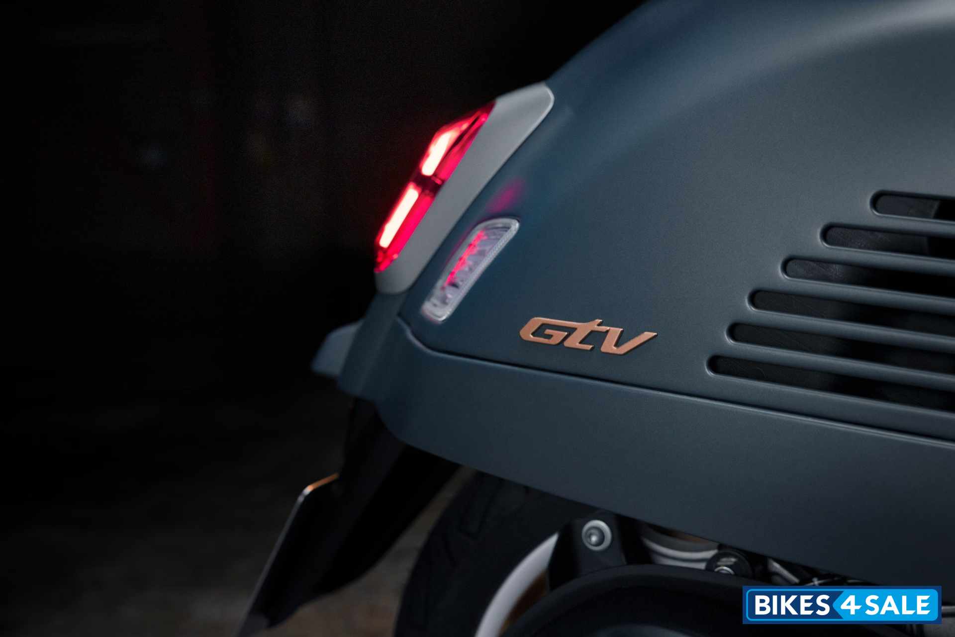 Vespa Gtv Officina 8 310