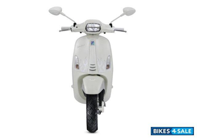 Vespa Justin Bieber X Vespa 125